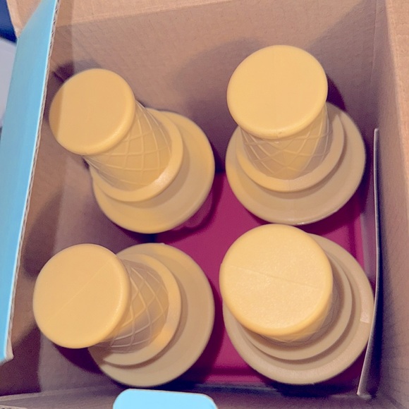 NWT Martha Stewart Collection brand new in box! 4 Ice Cream Molds - Picture 4 of 5